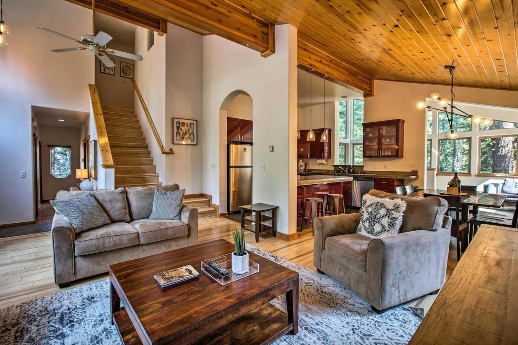 Moosetrack By Avantstay Cozy Cabin In The Of Tahoe Donner W Hot Tub Truckee Exterior photo